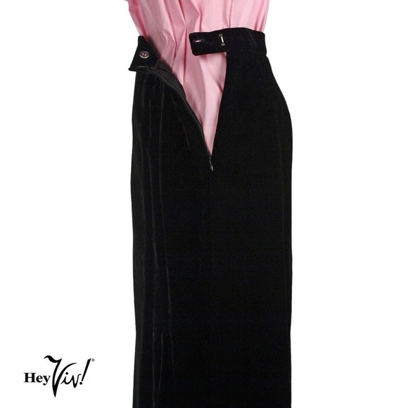 Vintage Black Velvet Pencil Skirt Talbot Lined Side Slit Size 6 W26 L32 -Hey Viv - Picture 4 of 7